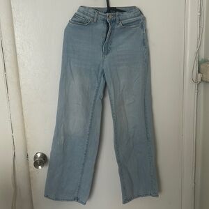 BDG jeans from Urban Outfitters. Size 24. Great condition!